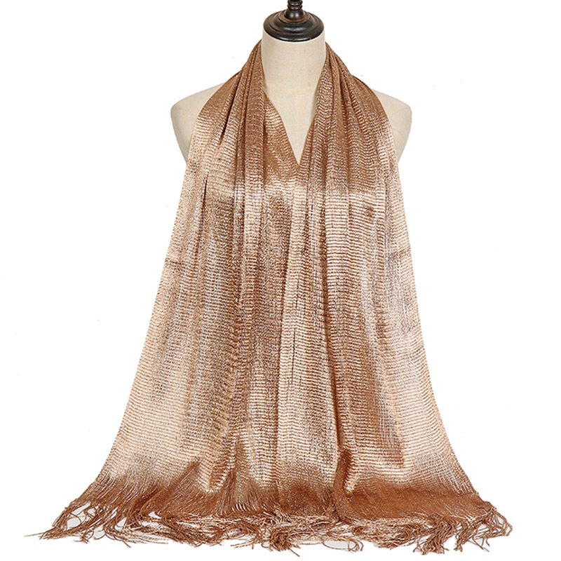 Women's shiny metallic tassel  - Event Suppliers 评论和价格